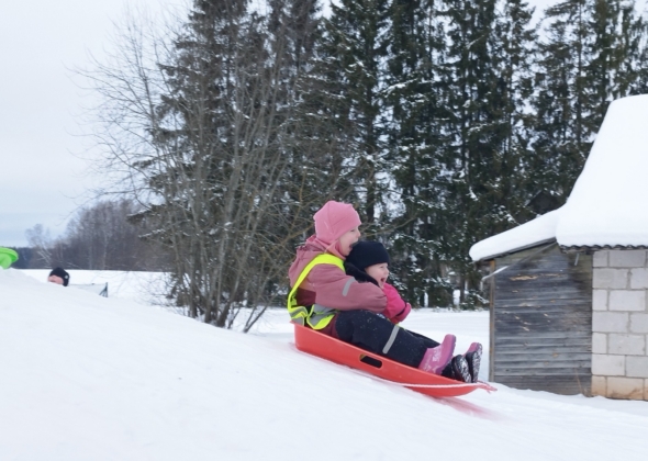 e9928aa45aae9753098b12aa82a7676b (1)