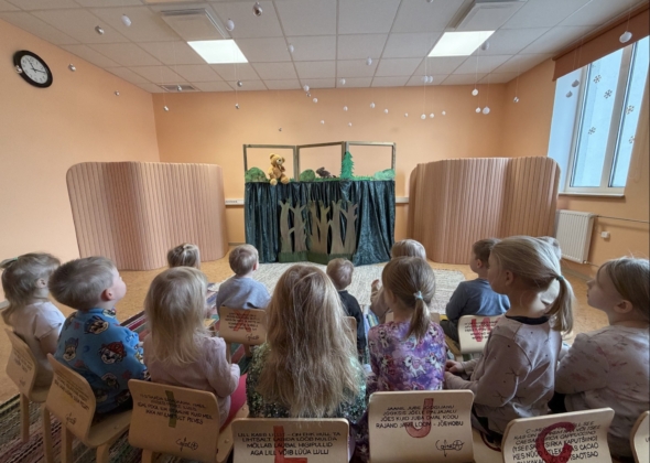 b943ac40e314d4387ec57d2c0f5bf558