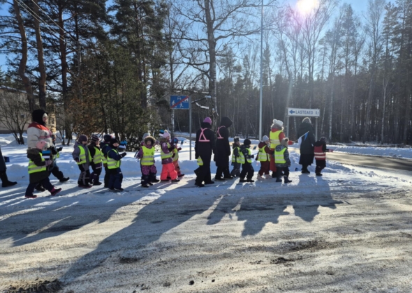 1d42c948-5bb5-480e-89ab-47a507af8c59