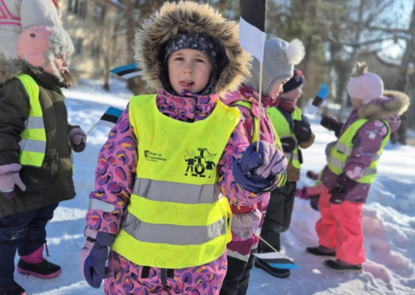 d7a03dca-6cef-4ae0-80a7-0dba06b8ba1c