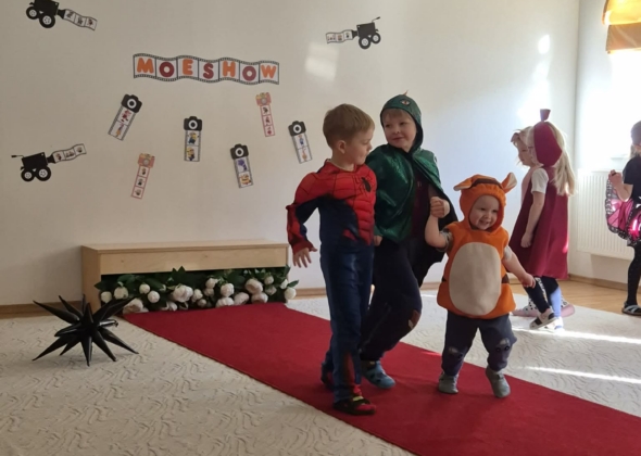 1e6a9404-7825-437a-9fa7-70f518c6a3f3