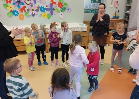 f241e2576a37dfbf08196209443301ba