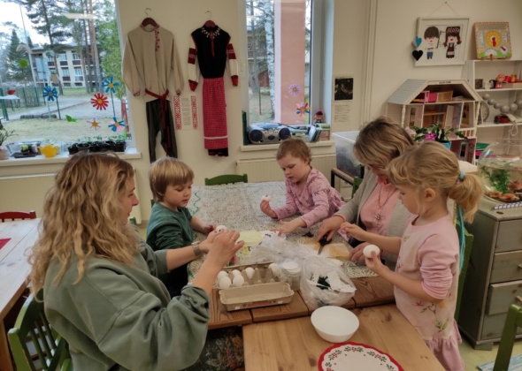 3db41f1eba3d0be7ef23b1a1a8d1d579