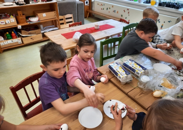 ee2f7cc2bad8270da2a922515f981deb